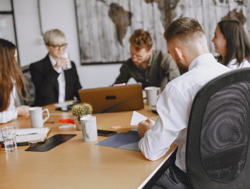 organiser une table ronde bordeaux